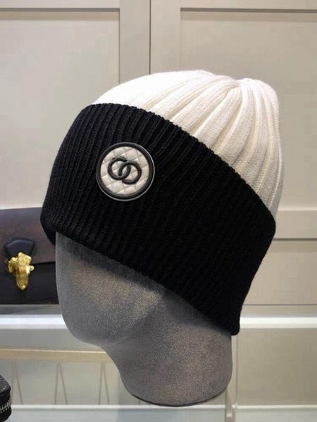 new designer brand knitted hats men's and women's winter outdoor warm hats trend embroidered letter hats 5 colors to choose from, Blue;gray
new designer brand knitted hats men's and women's winter outdoor warm hats trend embroidered letter hats 5 colors to choose from, Blue;gray