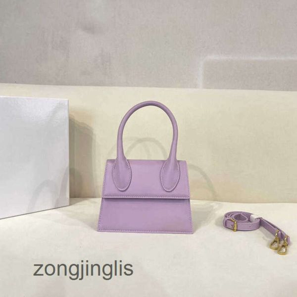 classic lady qualiy designer handbags ladies jacquemees bags handbag women french niche bag design new fashion versatile one shoulder portab
classic lady qualiy designer handbags ladies jacquemees bags handbag women french niche bag design new fashion versatile one shoulder portab