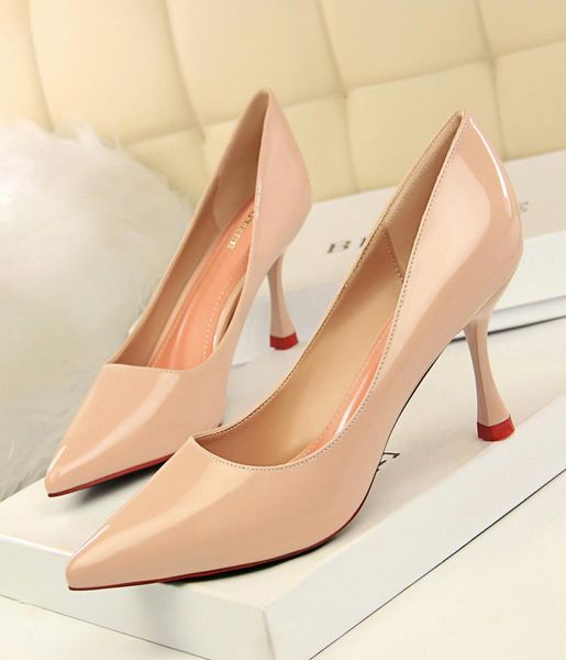 fashion pointed toe 75cm stiletto heel ol single shoes pu leather high heels lady office shoes pumps 6 colors4783852, Black
fashion pointed toe 75cm stiletto heel ol single shoes pu leather high heels lady office shoes pumps 6 colors4783852, Black