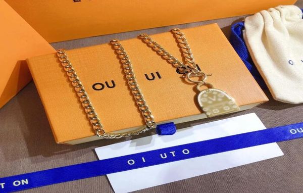luxury 18k goldplated necklace popular brand oval pendant necklace designer jewelry long chain highend design accessories select2799765, Silver
luxury 18k goldplated necklace popular brand oval pendant necklace designer jewelry long chain highend design accessories select2799765, Silver