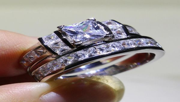 brand new couple rings sparkling luxury jewelry 925 sterling silver princess cut 5a zirconia promise party women wedding bridal ri9664344, Slivery;golden
brand new couple rings sparkling luxury jewelry 925 sterling silver princess cut 5a zirconia promise party women wedding bridal ri9664344, Slivery;golden