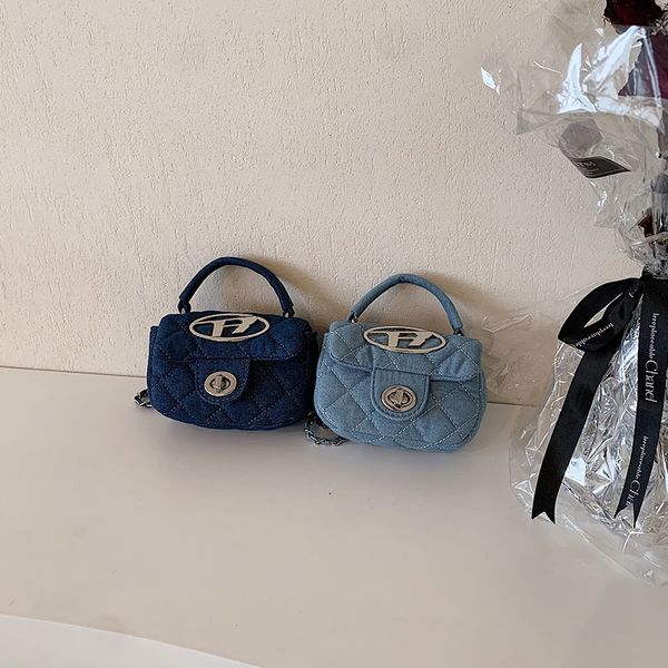 autumn winter baby girls cowboy mini handbags fashion children hand carrying cross-body bags rhombus accessories small bag f1771, Black
autumn winter baby girls cowboy mini handbags fashion children hand carrying cross-body bags rhombus accessories small bag f1771, Black