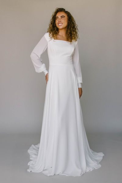 2023 new simple chiffon modest wedding dresses with long sleeves a-line square neckline plain bridal gowns custom made lds bride gown, White
2023 new simple chiffon modest wedding dresses with long sleeves a-line square neckline plain bridal gowns custom made lds bride gown, White