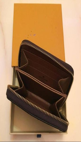 classic brown flower design short wallet men women brand wallet single zipper coin purse with gift box card holders bag2108558, Brown;gray
classic brown flower design short wallet men women brand wallet single zipper coin purse with gift box card holders bag2108558, Brown;gray