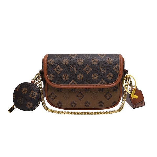 luxury designer bag fashionable retro printed women's bag crossbody bag versatile shoulder bag small square bag
luxury designer bag fashionable retro printed women's bag crossbody bag versatile shoulder bag small square bag