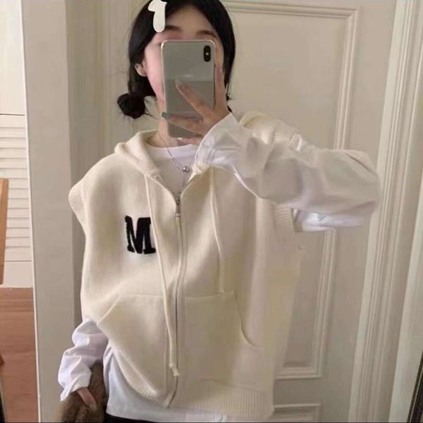 spring and autumn vest style letter fashion loose pocket hooded knitted cardigan zipper womens casual, Black;white
spring and autumn vest style letter fashion loose pocket hooded knitted cardigan zipper womens casual, Black;white