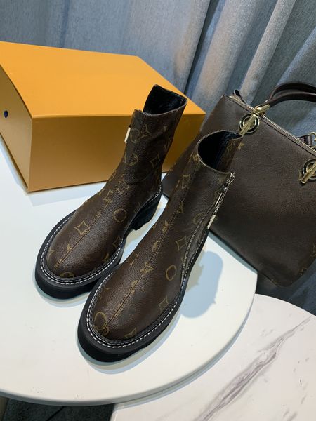 2023 latest boot designer fashion luxury womens short boots classic old flower correct logo autumn and winter chelsea short boots, Black
2023 latest boot designer fashion luxury womens short boots classic old flower correct logo autumn and winter chelsea short boots, Black