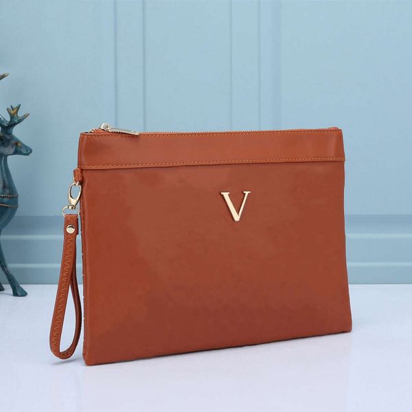 fashion designer bag premium leather classic men women purse luxury floral alphabet briefcase pocket bag casual travel clutch bag
fashion designer bag premium leather classic men women purse luxury floral alphabet briefcase pocket bag casual travel clutch bag