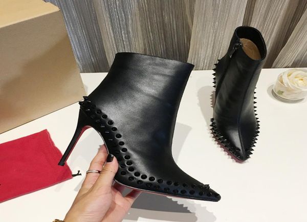 fashion new female boots spring and autumn black horsehair rivet decoration short plush boots pointy stiletto booties dancing wedd1303250
fashion new female boots spring and autumn black horsehair rivet decoration short plush boots pointy stiletto booties dancing wedd1303250