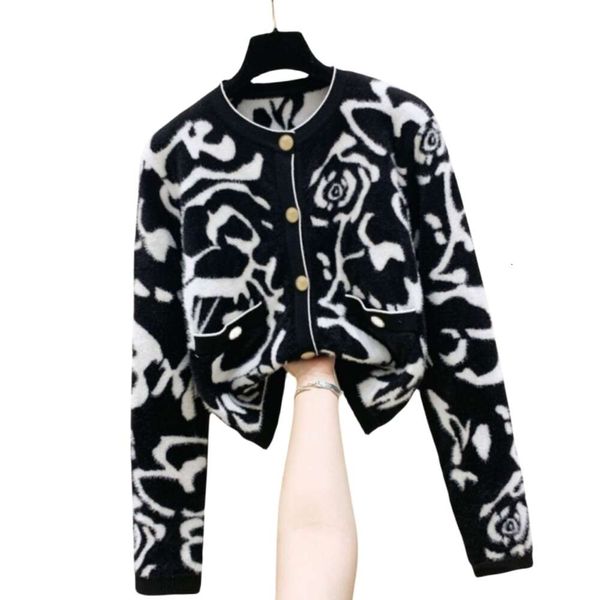 designers women mohair sweater fashion new o-neck long sleeve leopard print mohair wool knitted sweater cardigan coat, White;black
designers women mohair sweater fashion new o-neck long sleeve leopard print mohair wool knitted sweater cardigan coat, White;black