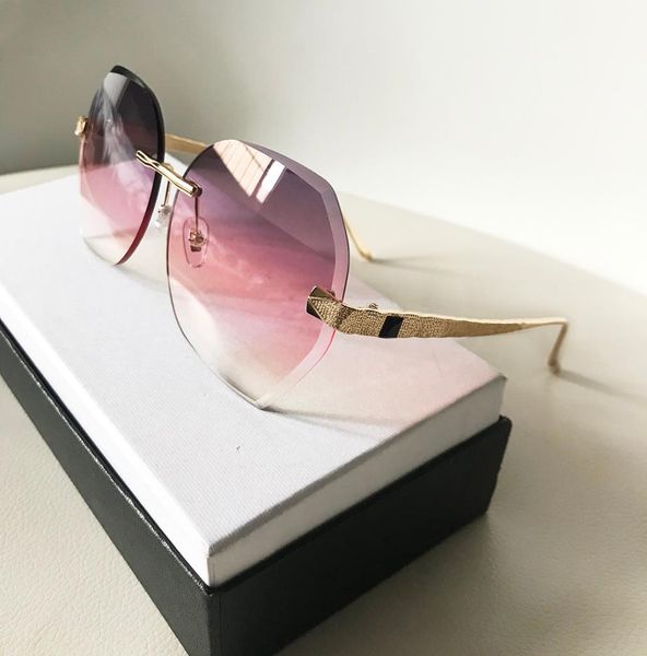 designer sunglasses for women metal fram design shades square frame real glass lens anti glare protection sport outdoor sunglass w5047966, White;black
designer sunglasses for women metal fram design shades square frame real glass lens anti glare protection sport outdoor sunglass w5047966, White;black