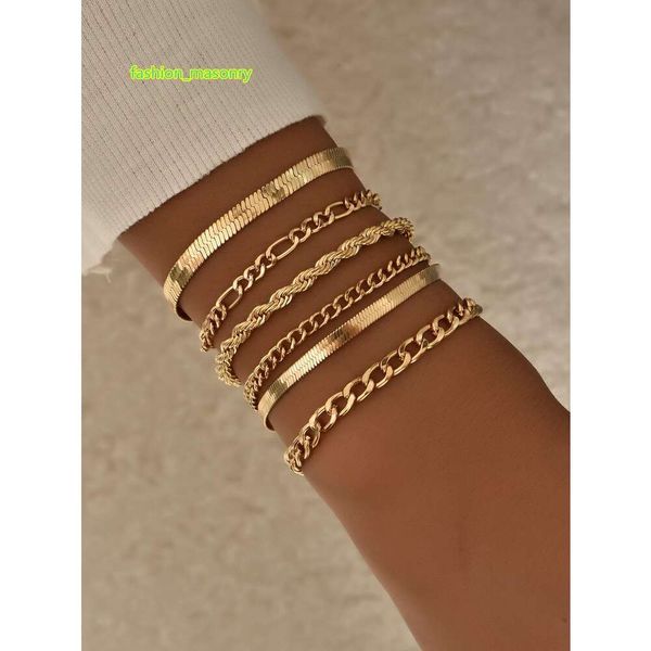 5pcs/set casual twist detail chain bracelet for women for daily life fashion designer cuff luxury trendy bangle, Black
5pcs/set casual twist detail chain bracelet for women for daily life fashion designer cuff luxury trendy bangle, Black