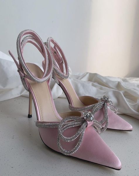 designer womens sandals leather sole high heels 10cm black pink diamond chain decoration banquet women shoes silk face formal1517295
designer womens sandals leather sole high heels 10cm black pink diamond chain decoration banquet women shoes silk face formal1517295