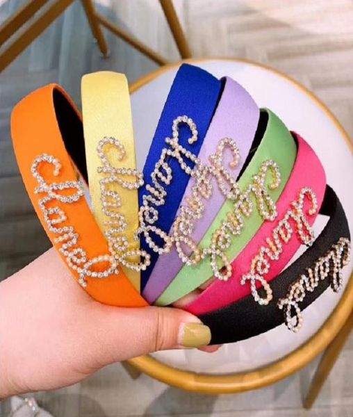new 2020 rhinestone macaron designer alphabet brand headband wild simple fashion wide hair accessories5184944, Silver
new 2020 rhinestone macaron designer alphabet brand headband wild simple fashion wide hair accessories5184944, Silver