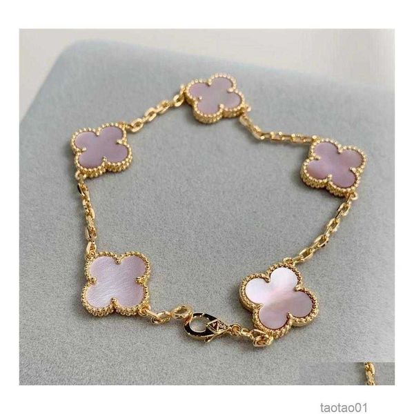 charm bracelets 2023 luxury clover designer bracelet mother of pearl 18k gol love bangle shining crystal diamond jewelry for drop del dhq8dt, Silver
charm bracelets 2023 luxury clover designer bracelet mother of pearl 18k gol love bangle shining crystal diamond jewelry for drop del dhq8dt, Silver