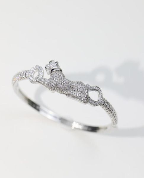 exquisite full diamond personality domineering women039s bracelet seiko luxurious dance bracelet giving gifts leopard anima3781565, Black
exquisite full diamond personality domineering women039s bracelet seiko luxurious dance bracelet giving gifts leopard anima3781565, Black