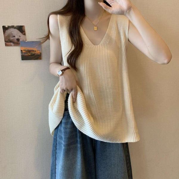 large size autumn womens vest korean version v neck with folded and top, Black;white
large size autumn womens vest korean version v neck with folded and top, Black;white