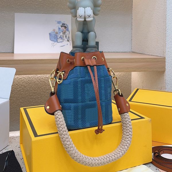 crossbody bag bucket bag luxurys handbags designer bags women mini shoulder bag fashion classic solid color embroider handbag
crossbody bag bucket bag luxurys handbags designer bags women mini shoulder bag fashion classic solid color embroider handbag