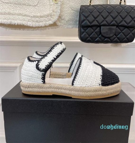 design sandals women spring summer knitted fabric flats mixed colors fashion leisure shoess metal decoration weaves vintage shoes4363390, Black
design sandals women spring summer knitted fabric flats mixed colors fashion leisure shoess metal decoration weaves vintage shoes4363390, Black