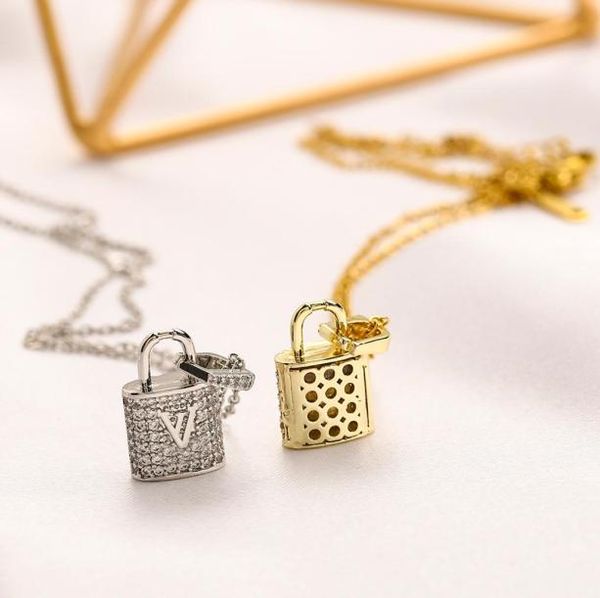 18k gold plated luxury brand designer crystal round pendants necklaces stainless steel double letter choker pendant necklace beads9244022, Silver
18k gold plated luxury brand designer crystal round pendants necklaces stainless steel double letter choker pendant necklace beads9244022, Silver