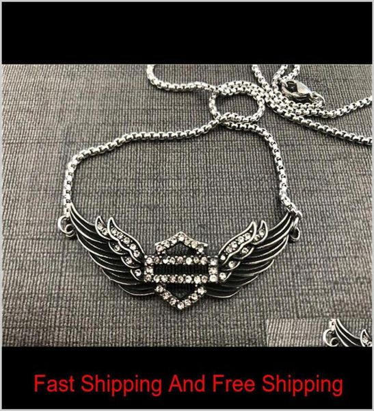support dropship motorcycles clean crystal bracelet necklace 316l stainless steel biker fashion jewelry lady girls wings bracelet 5991431, Golden;silver
support dropship motorcycles clean crystal bracelet necklace 316l stainless steel biker fashion jewelry lady girls wings bracelet 5991431, Golden;silver