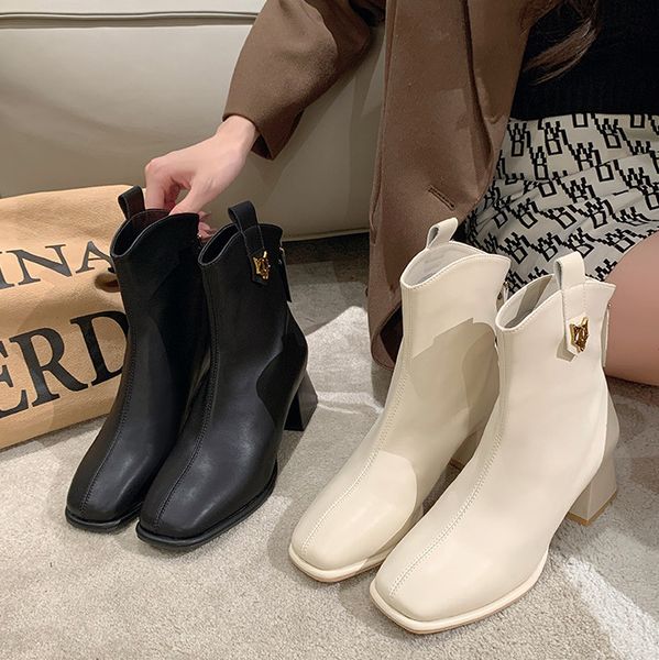 square head high heel ankle boots women's boots new thick heel back zipper slim boots chelsea black spring and autumn single boots
square head high heel ankle boots women's boots new thick heel back zipper slim boots chelsea black spring and autumn single boots