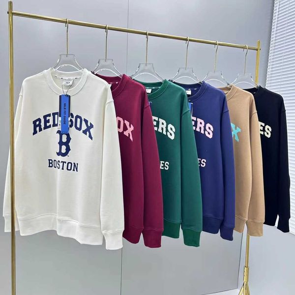2023 autumn ml new chest print letter men and women's same round neck pullover 080301, Black
2023 autumn ml new chest print letter men and women's same round neck pullover 080301, Black
