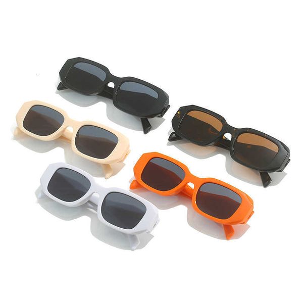 2023 new fashion style wear irregular sunglasses popular on the internet same street p sunglasses for women 8957, White;black
2023 new fashion style wear irregular sunglasses popular on the internet same street p sunglasses for women 8957, White;black