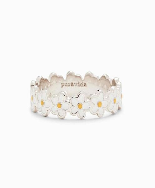 tiny cute romantic epoxy daisy flower rings bohemian fashion wedding engagement bride love token ring gift for wife2327250, Golden;silver
tiny cute romantic epoxy daisy flower rings bohemian fashion wedding engagement bride love token ring gift for wife2327250, Golden;silver