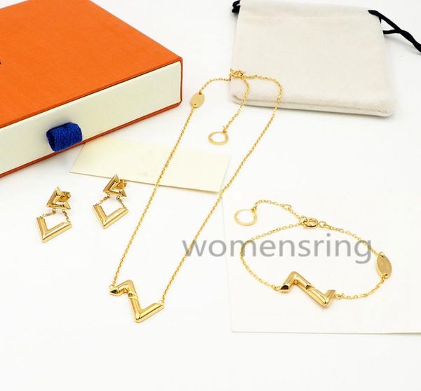luxury designer volt collection set gold chain necklace earring bracelet classic monogram adjustable chain fashion women039s je8688021, Black
luxury designer volt collection set gold chain necklace earring bracelet classic monogram adjustable chain fashion women039s je8688021, Black