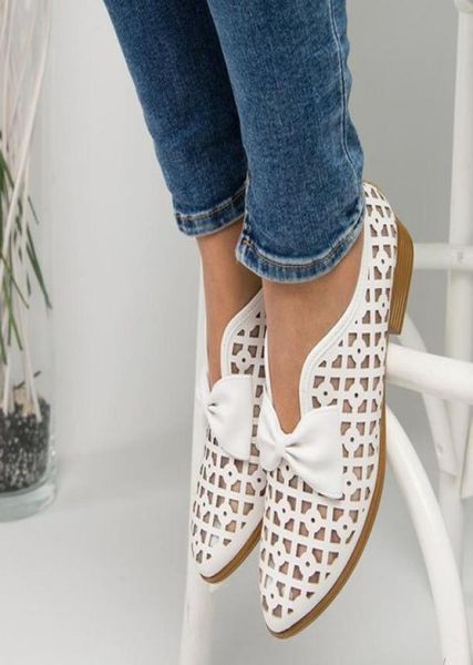 2020 pointed women039s sandals hole shoes low heel female bow hollow single shoes7402605, Black
2020 pointed women039s sandals hole shoes low heel female bow hollow single shoes7402605, Black
