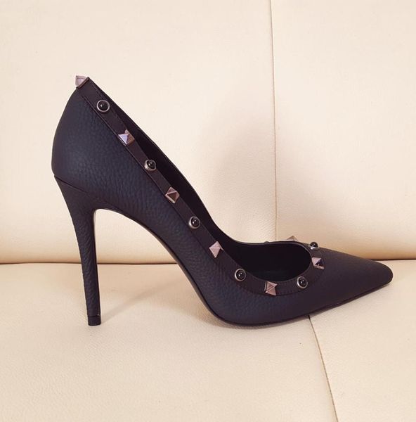 women genuine leather high heels pointed rivets wedding shoes thin heels office shoes lady 10cm party pumps3875541, Black
women genuine leather high heels pointed rivets wedding shoes thin heels office shoes lady 10cm party pumps3875541, Black