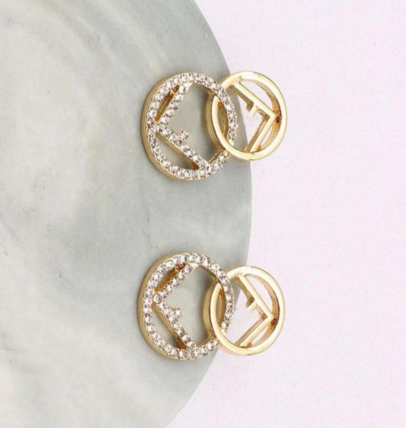 women brand earrings designers ear stud 18k gold plated crystal geometry earring for wedding party jewerlry accessorie1881039, Golden;silver
women brand earrings designers ear stud 18k gold plated crystal geometry earring for wedding party jewerlry accessorie1881039, Golden;silver