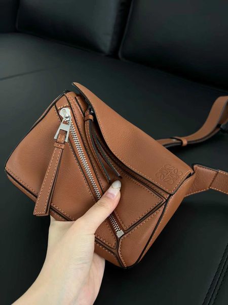 designer luxury handbags loew's bags classic puzzle bag cowhide geometry casual men's women's womens crossbody messenger
designer luxury handbags loew's bags classic puzzle bag cowhide geometry casual men's women's womens crossbody messenger