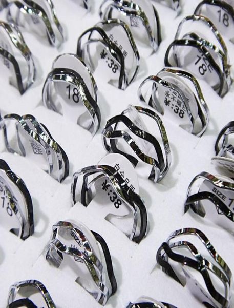 fashion whole jewelry lots 50pairs stainless steel black with silver 3 in 1 waves rings a4682289031, Golden;silver
fashion whole jewelry lots 50pairs stainless steel black with silver 3 in 1 waves rings a4682289031, Golden;silver