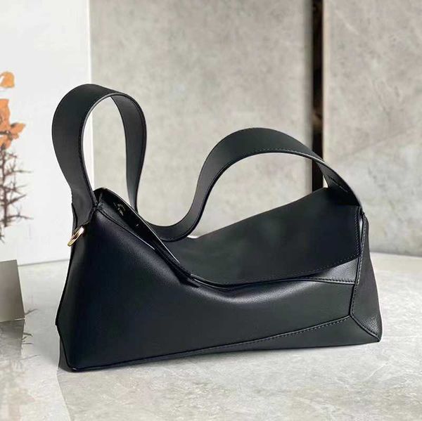 designer luxury handbags loew's bags original soft leather geometric bag underarm shoulder women's high-end crossbody messenger la
designer luxury handbags loew's bags original soft leather geometric bag underarm shoulder women's high-end crossbody messenger la