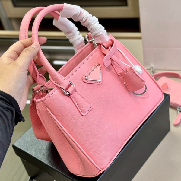 designer handbag p home new tote bag small square camera bag casual fashion crossbody bag
designer handbag p home new tote bag small square camera bag casual fashion crossbody bag
