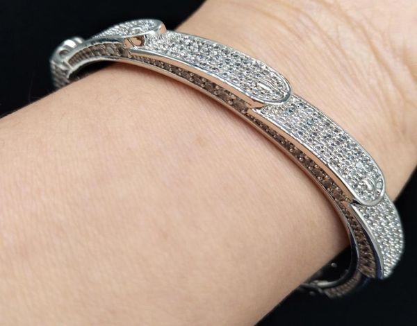18k gold and white gold plated cz cublic zirconia mens hip hop iced out bangle bracelets gold and diamond wheels bangle gifts 2880410, Black
18k gold and white gold plated cz cublic zirconia mens hip hop iced out bangle bracelets gold and diamond wheels bangle gifts 2880410, Black