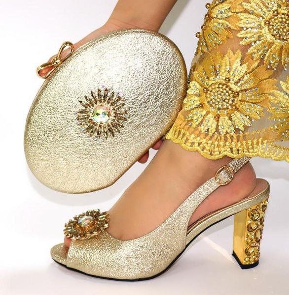 arrival nigerian elegant wedding shoes and bag set 2021 fashion woman high heels bags to match on stock dress2178263, Black
arrival nigerian elegant wedding shoes and bag set 2021 fashion woman high heels bags to match on stock dress2178263, Black