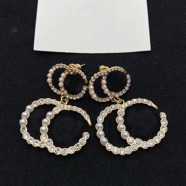 luxury designer fashion pearls letter dangle chandelier earrings aretes orecchini for women party engagement jewelry with box296q, Silver
luxury designer fashion pearls letter dangle chandelier earrings aretes orecchini for women party engagement jewelry with box296q, Silver