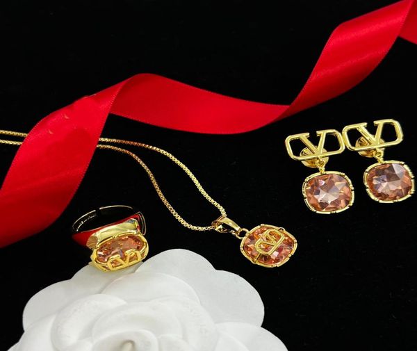2022 women039s necklace bracelet earring rings brooch sets v alphabet pattern brass 18k gold plated ladies crystal diamonds des2313182, Silver
2022 women039s necklace bracelet earring rings brooch sets v alphabet pattern brass 18k gold plated ladies crystal diamonds des2313182, Silver