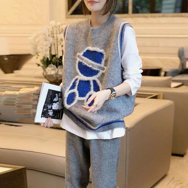 grey bear knitted vest womens outerwear sweater wool spring clothes autumn and winter, Black;white
grey bear knitted vest womens outerwear sweater wool spring clothes autumn and winter, Black;white
