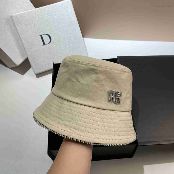 wang king's new fisherman's hat european cotton inlaid diamond a edition basin spring and summer outdoor sunshade sunscreen leisur, Blue;gray
wang king's new fisherman's hat european cotton inlaid diamond a edition basin spring and summer outdoor sunshade sunscreen leisur, Blue;gray