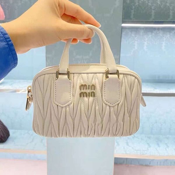 designer bags fashion pleated women's bag boston women's bag shoulder crossbody bag mini handbag pillow bag mui mui bag rwhi
designer bags fashion pleated women's bag boston women's bag shoulder crossbody bag mini handbag pillow bag mui mui bag rwhi