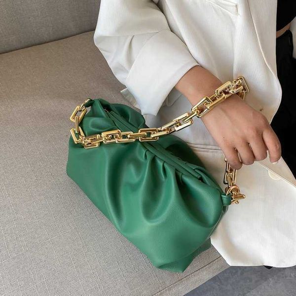 pouch bags of botegss ventss for sale womens small bag new spring summer simple shoulder fashionable chain pleated red with real logo
pouch bags of botegss ventss for sale womens small bag new spring summer simple shoulder fashionable chain pleated red with real logo