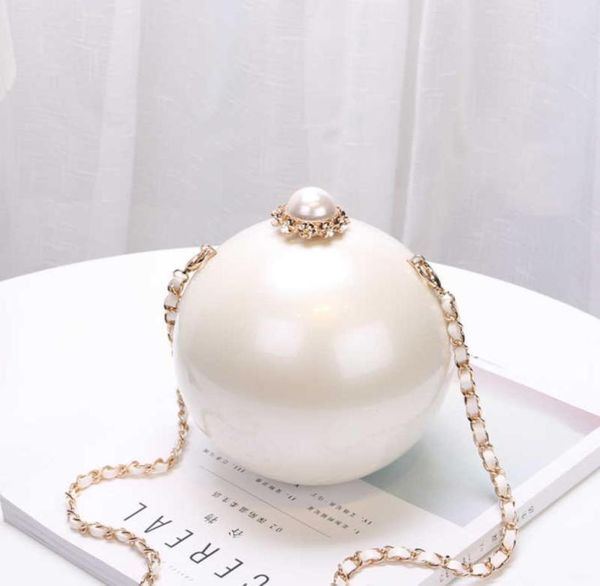 2020 fashion design pearl ball party evening bags woman handbags global spherical acrylic hard case shoulder small crossbody bag q7319934
2020 fashion design pearl ball party evening bags woman handbags global spherical acrylic hard case shoulder small crossbody bag q7319934