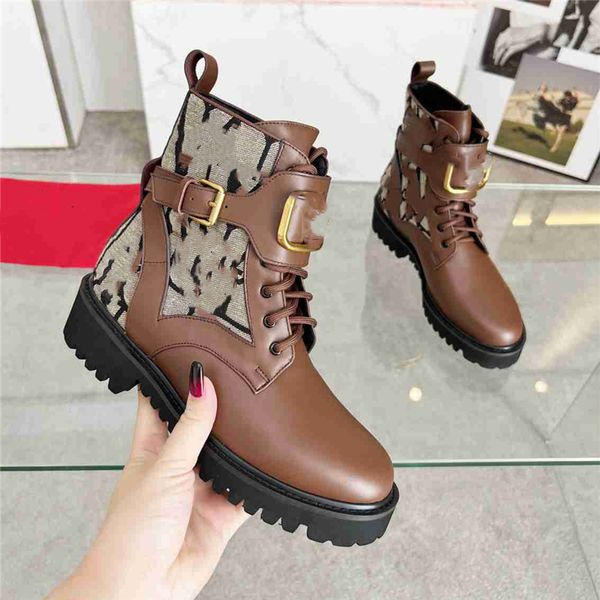 luxury design boots 2023 valentinosity fashion women's work decoration snow skid anti slip knight boots martin boots casual socks boots, Black
luxury design boots 2023 valentinosity fashion women's work decoration snow skid anti slip knight boots martin boots casual socks boots, Black