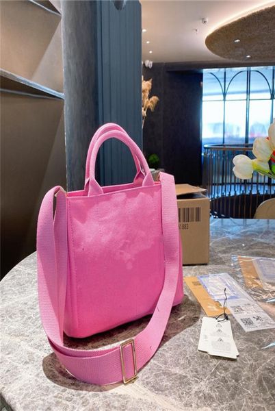 largecapacity urban bags shopping bag women luxurys designers 2021 handbag for travel and office shoulder handbags highquality h6972457
largecapacity urban bags shopping bag women luxurys designers 2021 handbag for travel and office shoulder handbags highquality h6972457