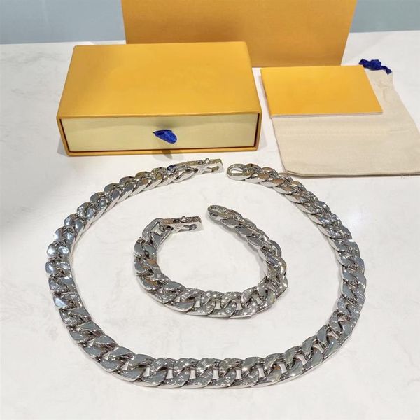 europe america men silver-colour metal engraved v initials flower chain links necklace bracelet jewelry sets m69989 m69987197a
europe america men silver-colour metal engraved v initials flower chain links necklace bracelet jewelry sets m69989 m69987197a