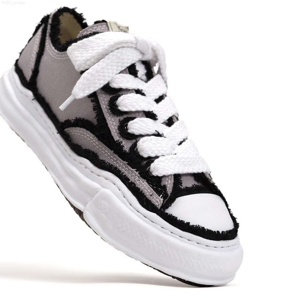 co mmy dissolving shoes women men platform sneaker leather sneakers maison mihara yasuhiro thick soled lovers' daddy sports casual boar
co mmy dissolving shoes women men platform sneaker leather sneakers maison mihara yasuhiro thick soled lovers' daddy sports casual boar
